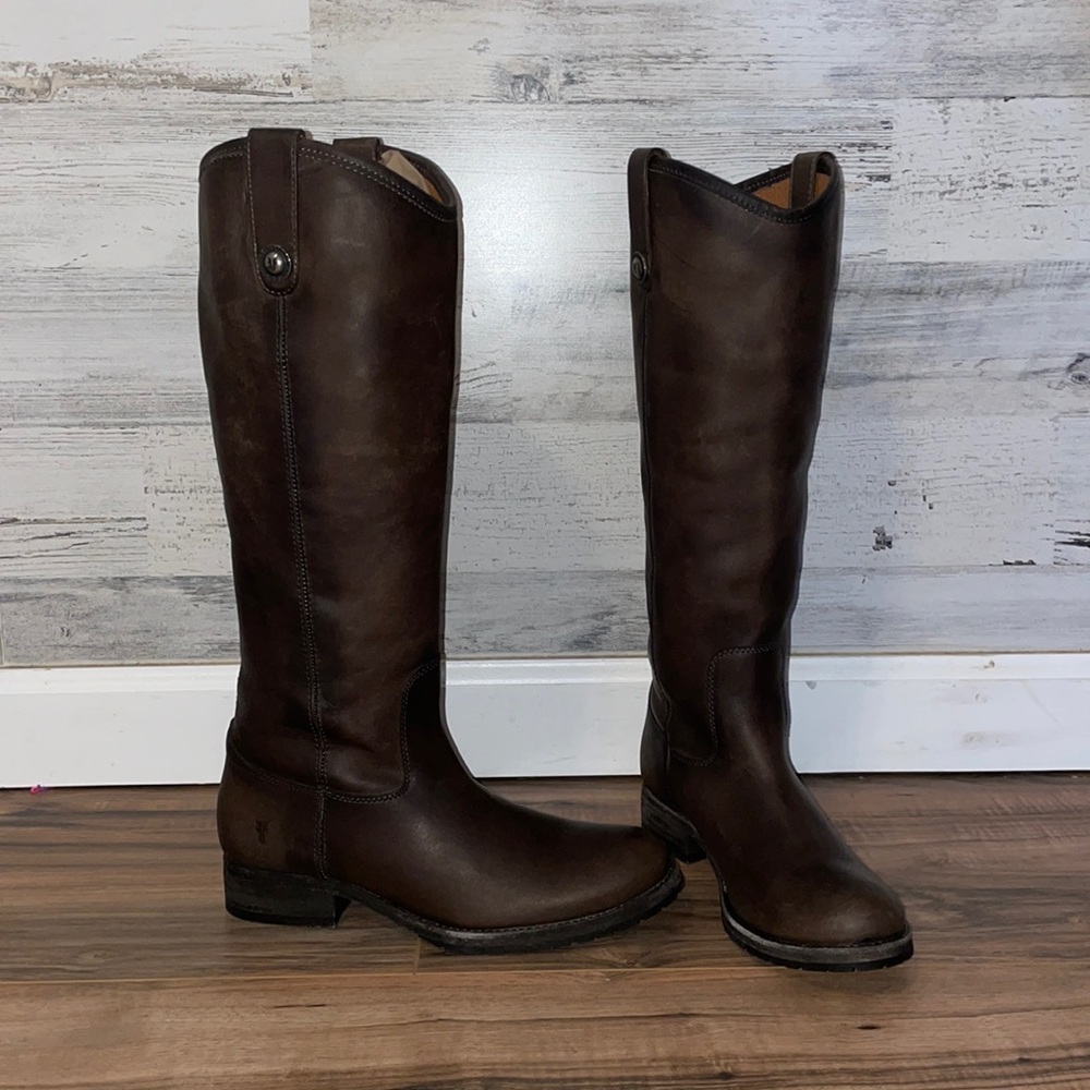 FRYE women’s tall boots size 7 Melissa Button Lug